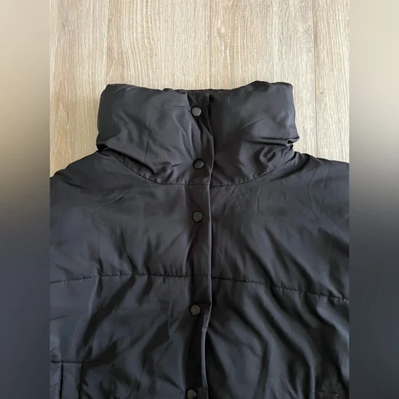 Free People Women’s Weekender Puffer Jacket Black - Size Small - Picture 3 of 8